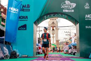 BIB: 1080
                            <button type="button" onclick="openModal(24870386)" class="btn btn-primary btn-sm float-right btn-popup" data-toggle="modal" data-target=".modal-high-quality">
                        <i class="fas fa-shopping-cart"></i> Add to Cart
                    </button>
                                            <button type="button" onclick="isThisMe(24870386, true)" class="btn btn-success btn-sm float-right btn-popup btn-isme hidden" data-toggle="tooltip" data-placement="bottom" title="นี่คือรูปของคุณใช่ไหม คลิกที่นี่เพื่อเอาเข้าอัลบั้ม">
                        <i class="fas fa-plus"></i> Add to album
                    </button>
                    <button type="button" onclick="isThisMe(24870386, false)" class="btn btn-warning btn-sm float-right btn-popup btn-isnotme hidden">
                        <i class="fas fa-ban"></i> Remove from album
                    </button>